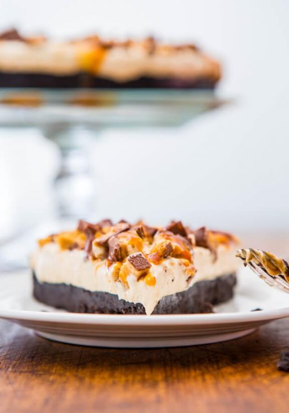 No Bake Deep Dish Peanut Butter Snickers Pie with Salted Caramel | averiecooks.com