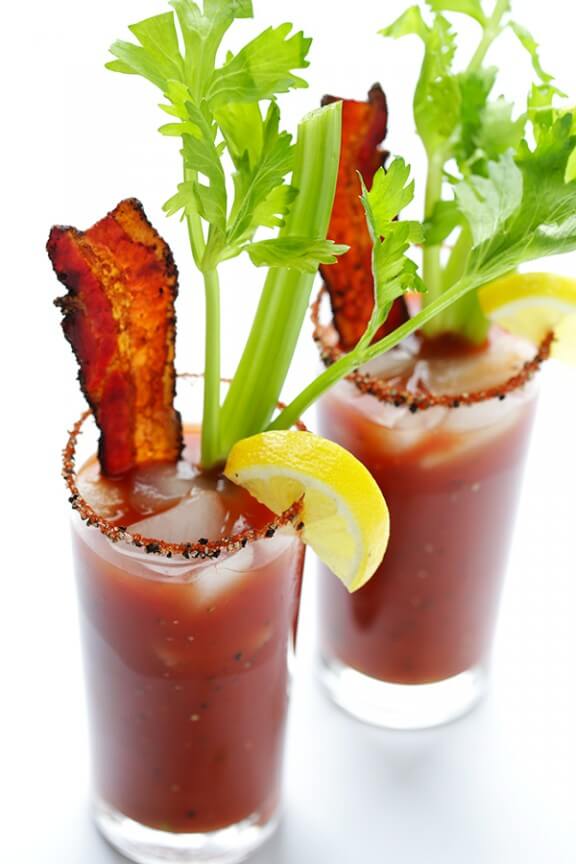 Peppered Bacon Bloody Mary | gimmesomeoven.com #cocktail #drink