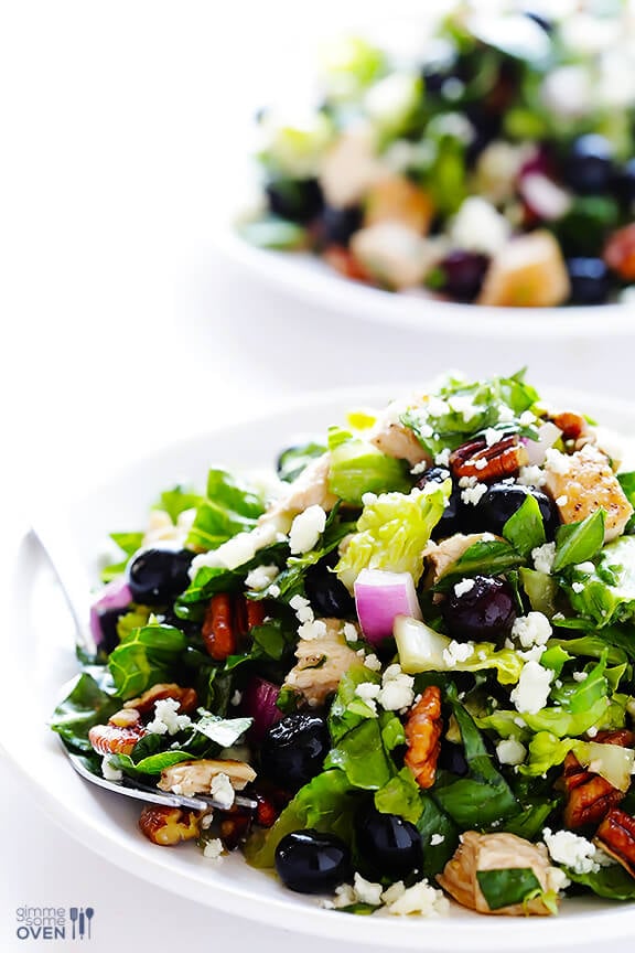 Blueberry Chicken Chopped Salad -- fresh, simple, and SO tasty! | gimmesomeoven.com