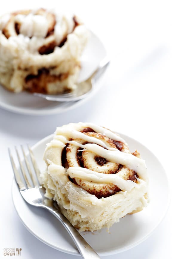 Brown Butter Cinnamon Rolls -- unbelieavbly delicious, and ready to go in a little over an hour! | gimmesomeoven.com