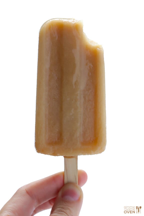 Easy Chai Popsicles -- all you need are 2 ingredients for these delicious treats! | gimmesomeoven.com