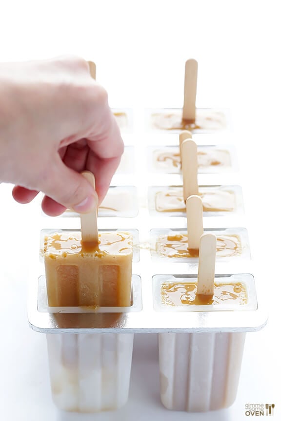 Easy Chai Popsicles -- all you need are 2 ingredients for these delicious treats! | gimmesomeoven.com