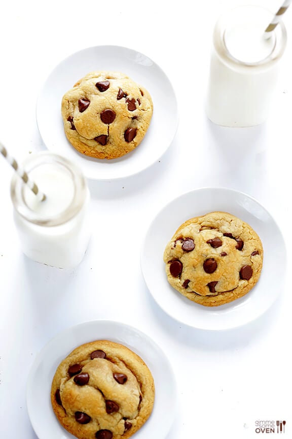 Coconut Oil Chocolate Chip Cookies -- soft, chewy, easy to make, and SO delicious | gimmesomeoven.com #dessert #cookies