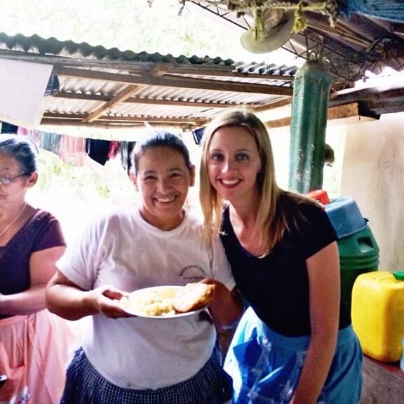 10 People I Met In El Salvador | gimmesomeoven.com/life #blogunbound