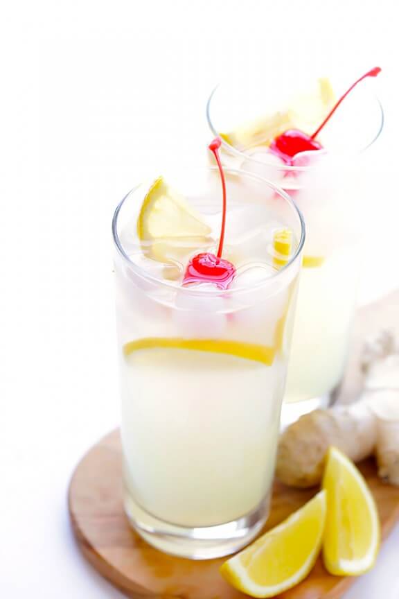 Ginger Tom Collins -- this spiked lemonade is made with a hint of ginger, and is so simple and refreshing! gimmesomeoven.com