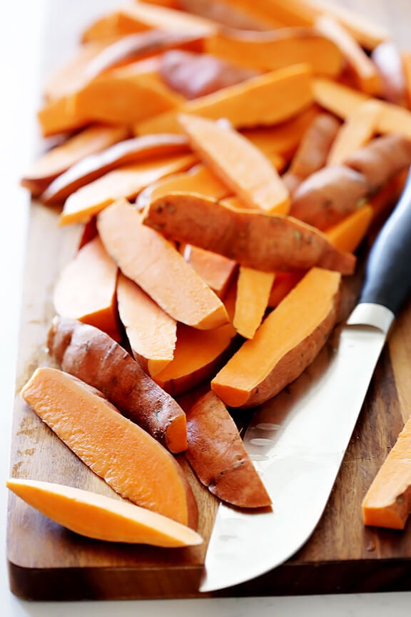 Grilled Sweet Potato Fries | gimmesomeoven.com