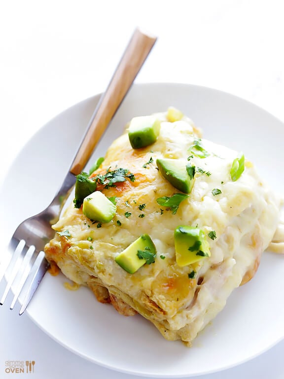 White Chicken Enchilada Casserole | gimmesomeoven.com #mexican