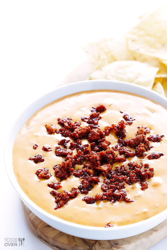 Chorizo Queso (Chorizo Cheese Dip) | gimmesomeoven.com