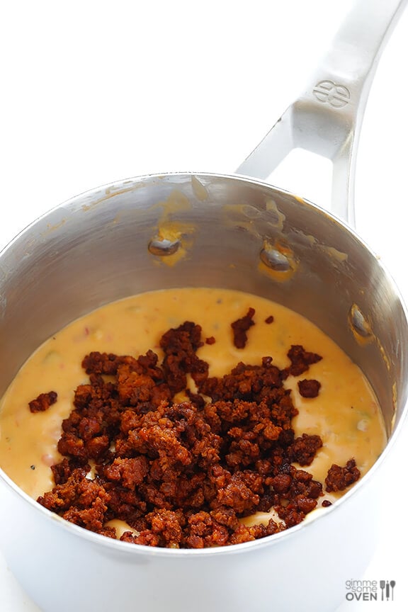 Chorizo Queso (Chorizo Cheese Dip) | gimmesomeoven.com