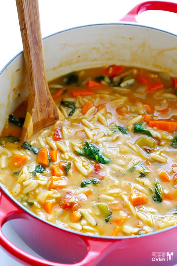 Italian Orzo Spinach Soup | gimmesomeoven.com #recipe