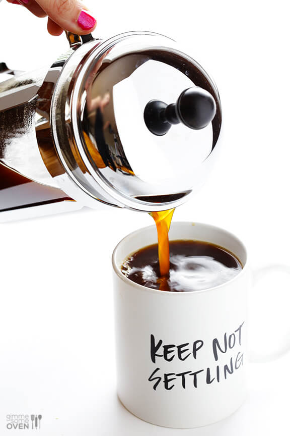 https://www.gimmesomeoven.com/wp-content/uploads/2014/08/French-Press-Coffee-2.jpg