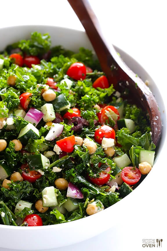 Chopped Kale Greek Salad | gimmesomeoven.com