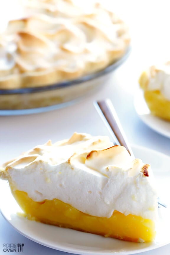 Lemon Meringue Pie | gimmesomeoven.com #dessert #pie #recipe