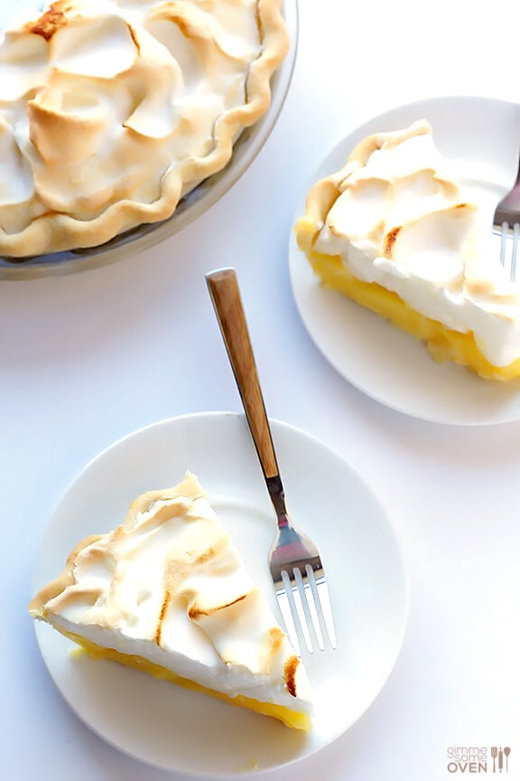 Lemon Meringue Pie | gimmesomeoven.com #dessert #pie #recipe