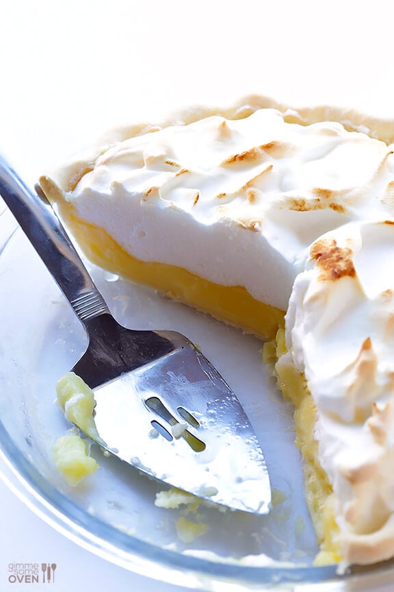 Lemon Meringue Pie | gimmesomeoven.com #dessert #pie #recipe