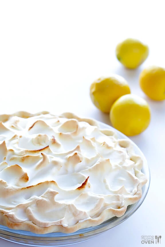 Lemon Meringue Pie | gimmesomeoven.com #dessert #pie #recipe