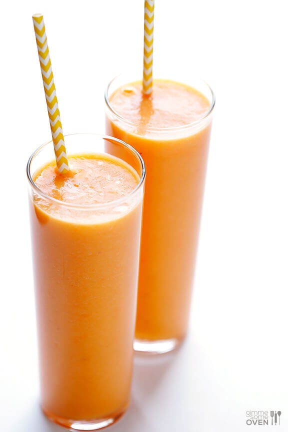 Carrot Pineapple Smoothie | gimmesomeoven.com