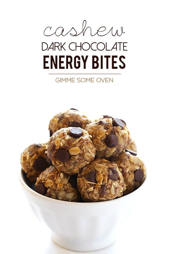 Cashew Dark Chocolate Energy Bites | gimmesomeoven.com #glutenfree #vegan