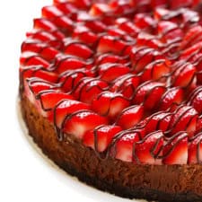 Strawberry Nutella Cheesecake