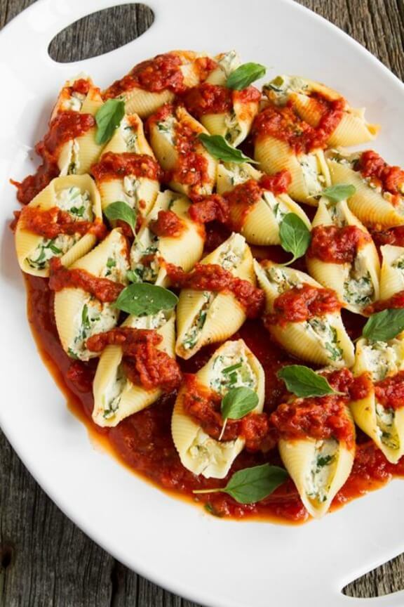 Jumbo Stuffed Shells | ohsheglows.com