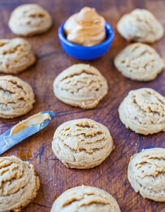 Soft and Puffy Peanut Butter Coconut Oil Cookies | averiecooks.com