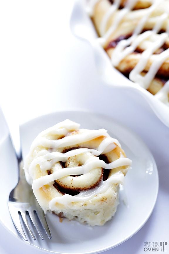 1-Hour Cinnamon Rolls | gimmesomeoven.com