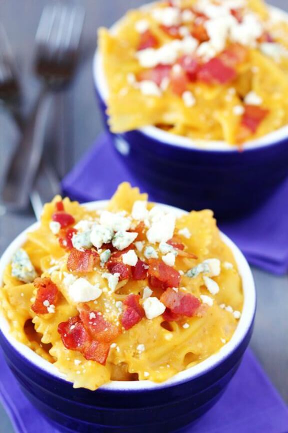 Butternut Squash, Bacon and Blue cheese Mac & Cheese | gimmesomeoven.com