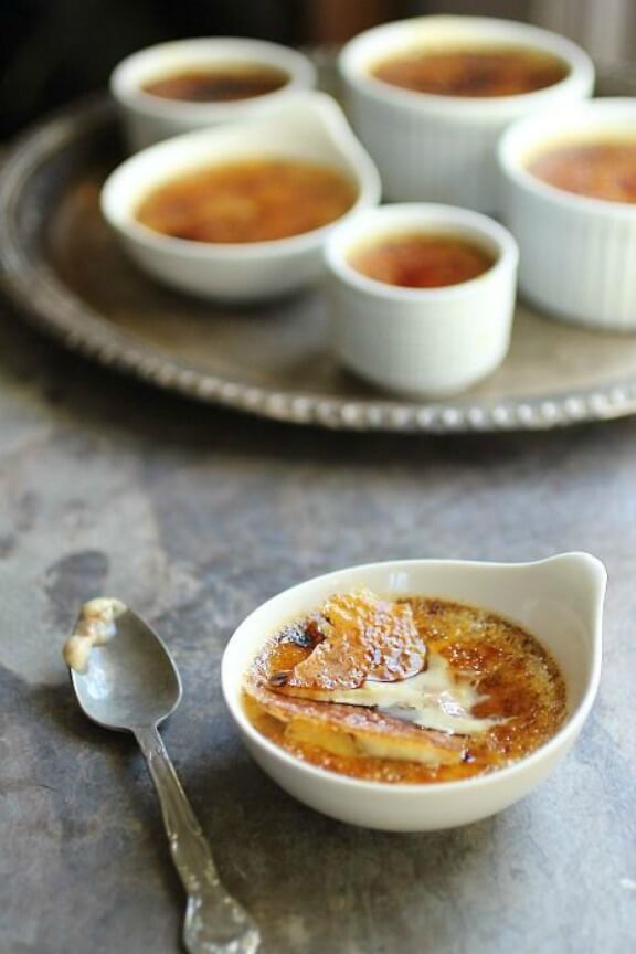 Pumpkin Creme Brûlée with White Chocolate | foodnessgracious.com