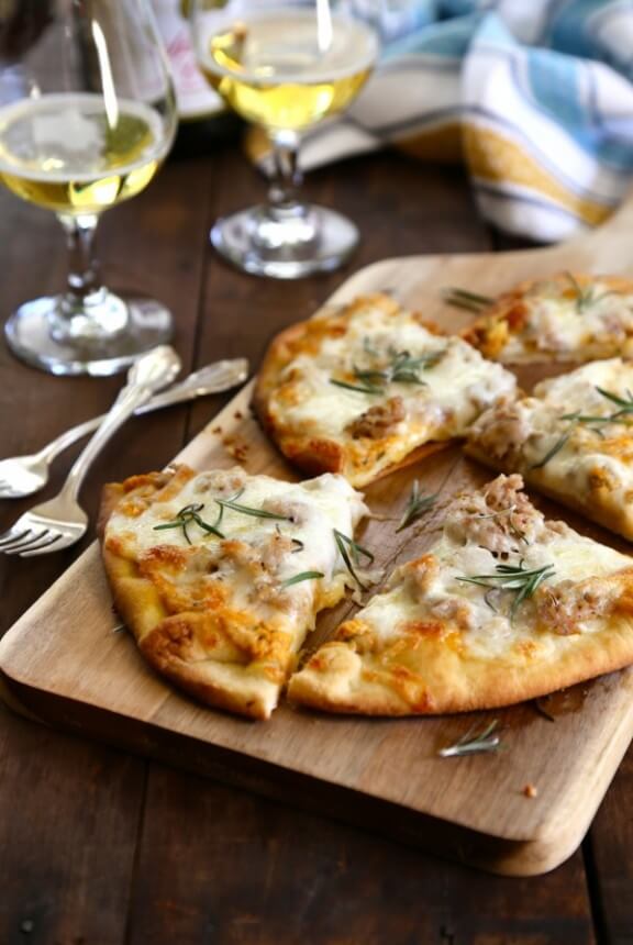 Pumpkin Naan Pizza with Gruyere and Fresh Herbs | climbinggriermountain.com