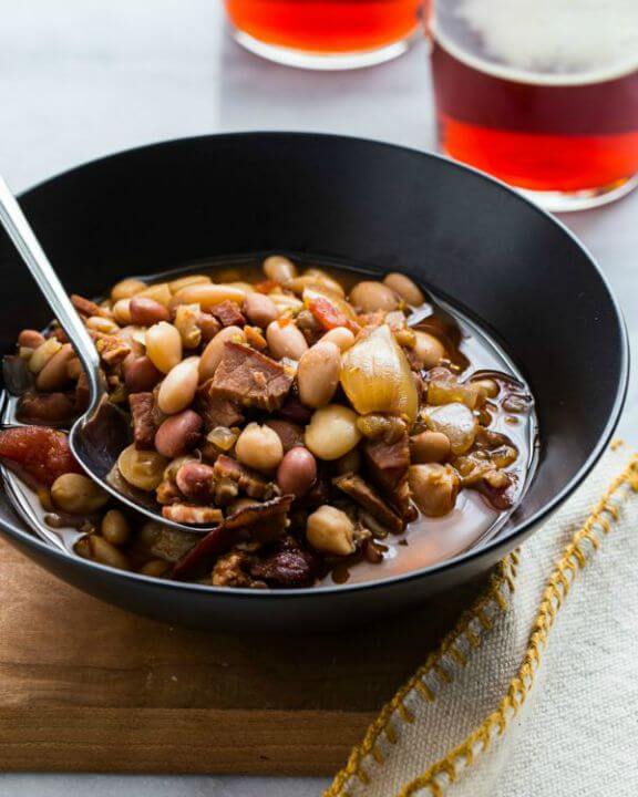 Slow Cooker Ham and Bean Soup | jellytoastblog.com