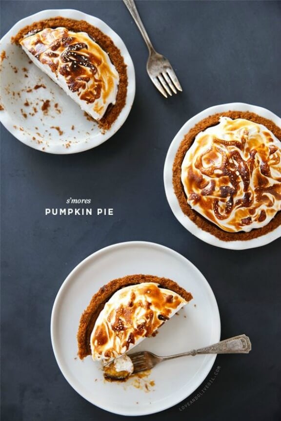 S'Mores Pumpkin Pie | loveandoliveoil.com