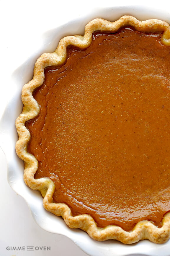 Bourbon Pumpkin Pie | gimmesomeoven.com #thanksgiving