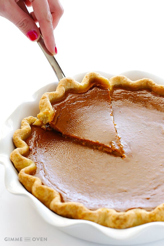 Bourbon Pumpkin Pie | gimmesomeoven.com #thanksgiving