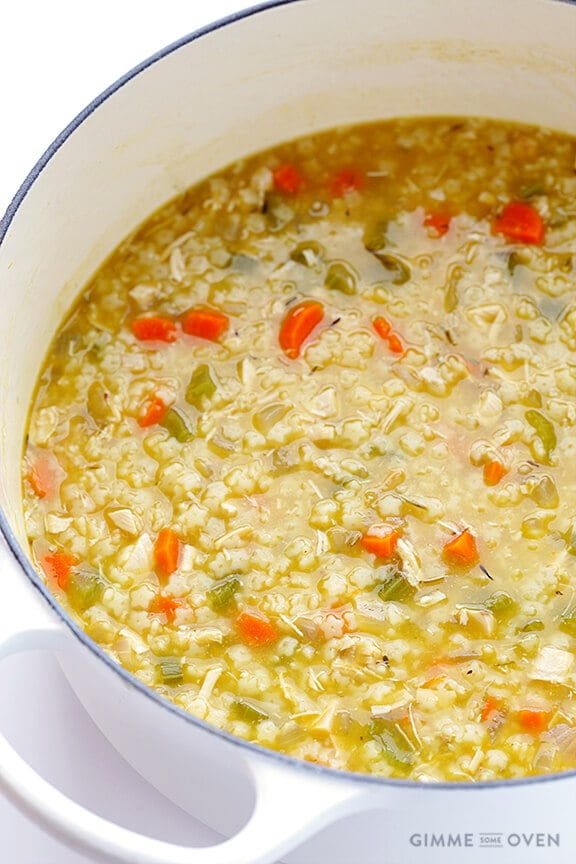 Chicken and Stars Soup -- quick, easy, all-natural, and SO good | gimmesomeoven.com