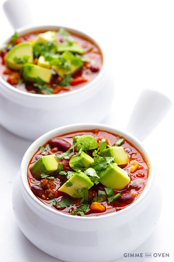 Slow Cooker Taco Turkey Chili | gimmesomeoven.com #slowcooker #crockpot