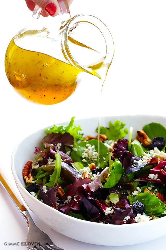 https://www.gimmesomeoven.com/wp-content/uploads/2014/11/White-Balsamic-Vinaigrette-31.jpg