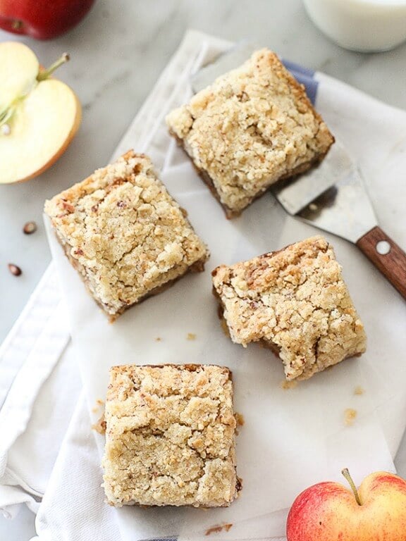 Almond Blondies with Cinnamon Almond Streusel | foodiecrush.com