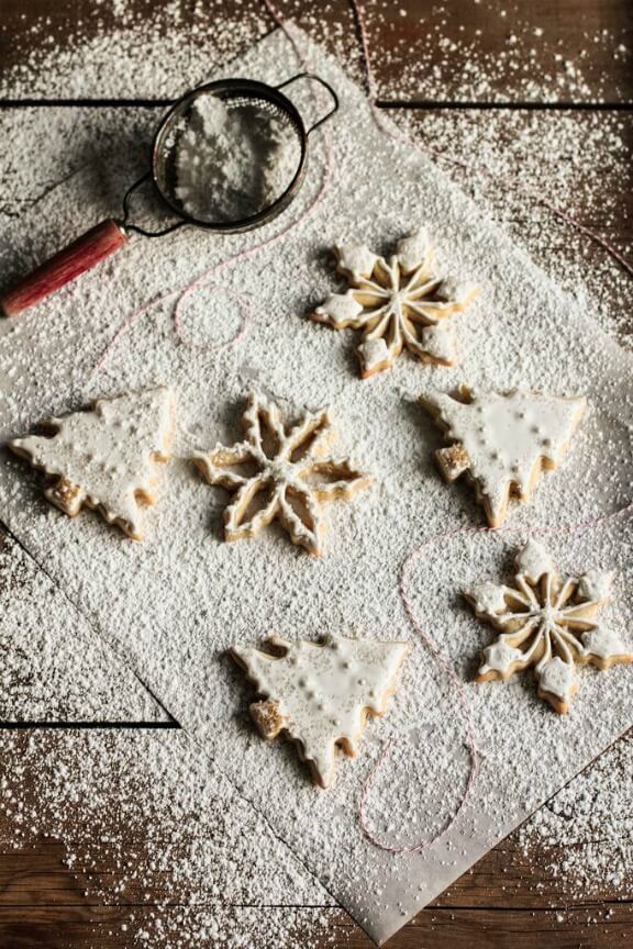Christmas Sugar Cookies | pastryaffair.com