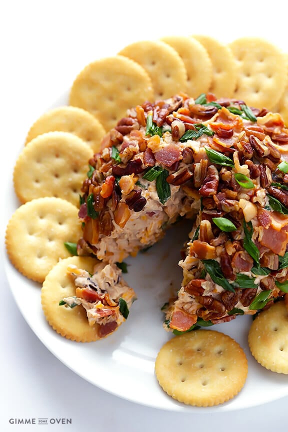 BBQ Bacon Cheese Ball -- all you need are 6 simple ingredients to make this sweet and savory cheese ball appetizer | gimmesomeoven.com