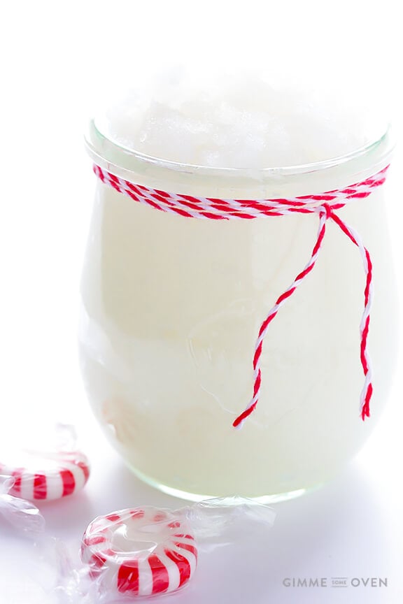 3-Ingredient Peppermint Sugar Scrub -- super quick and easy to make, and great for your skin (and for gifting!) | gimmesomeoven.com
