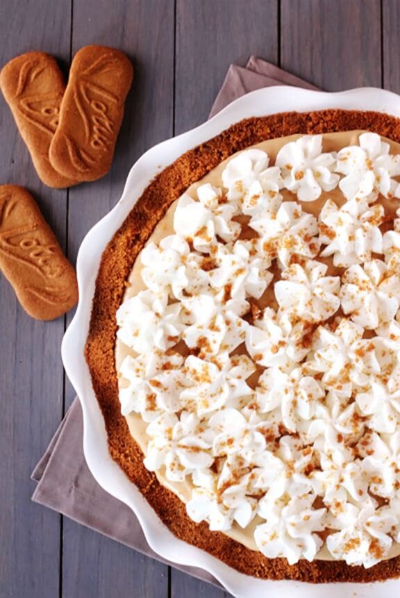 Biscoff Pie | gimmesomeoven.com