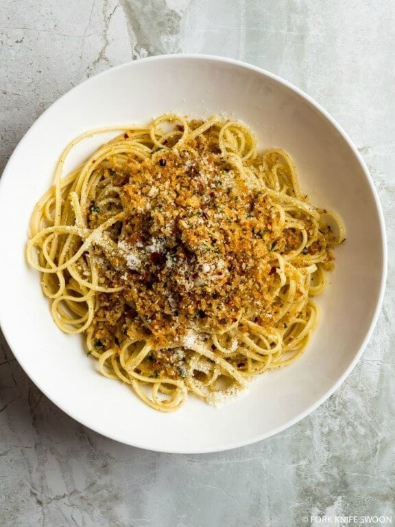 30-Minute Garlic, Sage and Brown Butter Pasta | forkknifeswoon.com