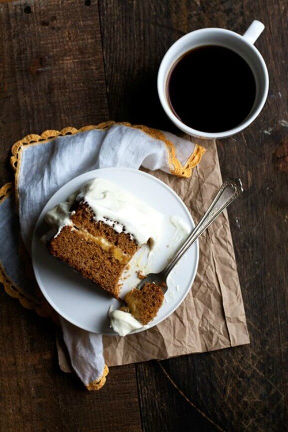 Gingerbread Cake with Lemon-Ginger Cloud Frosting | hungrygirlporvida.com