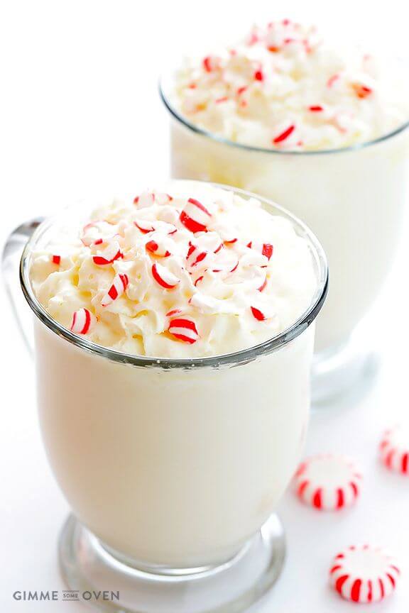 Peppermint White Hot Chocolate | gimmesomeoven.com