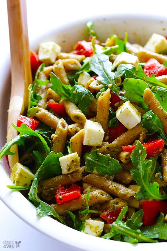 5-Ingredient Pesto Pasta Salad | gimmesomeoven.com