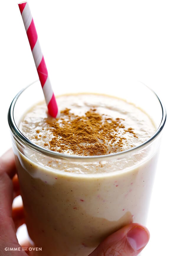 Apple Pie Protein Smoothie -- it's quick, easy, made with everyday ingredients, and so tasty! | gimmesomeoven.com #glutenfree