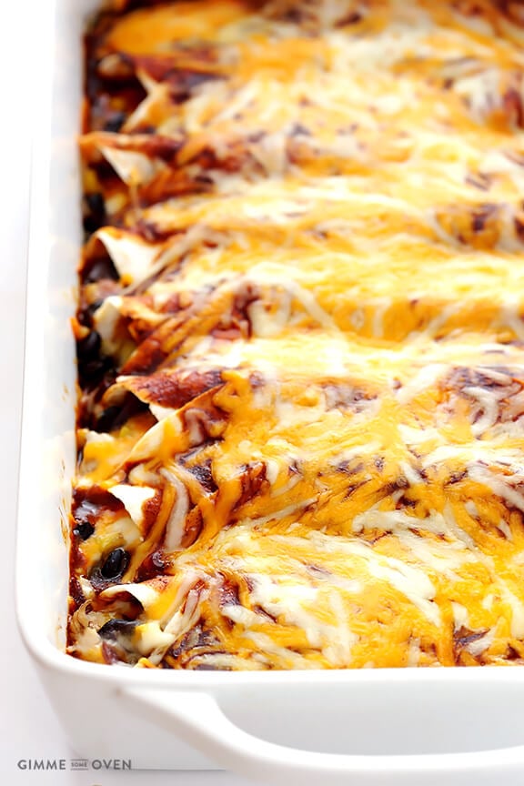 BBQ Chicken Enchiladas | gimmesomeoven.com