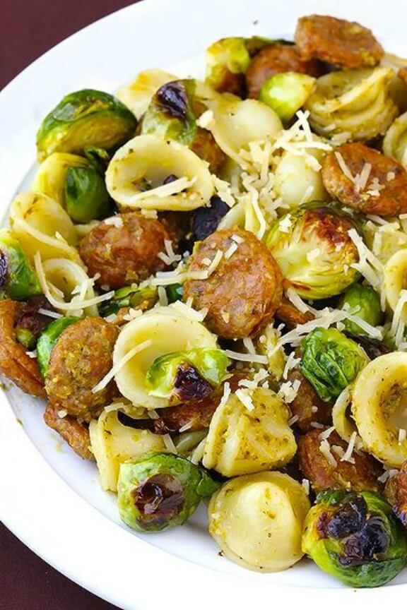 Pesto Pasta with Chicken Sausage and Roasted Brussels Sprouts | gimmesomeoven.com