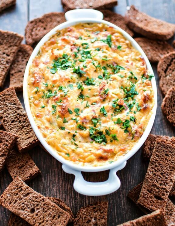 Reuben Dip with Dark Rye Toasts | cookingandbeer.com