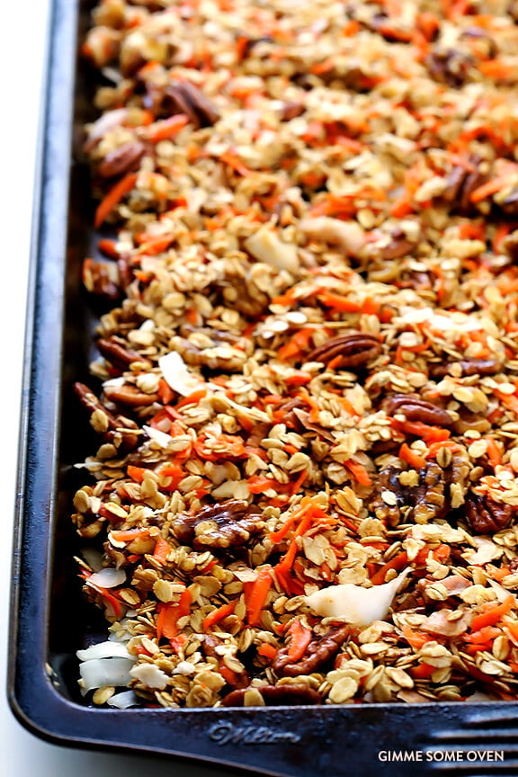 Carrot Cake Granola | gimmesomeoven.com